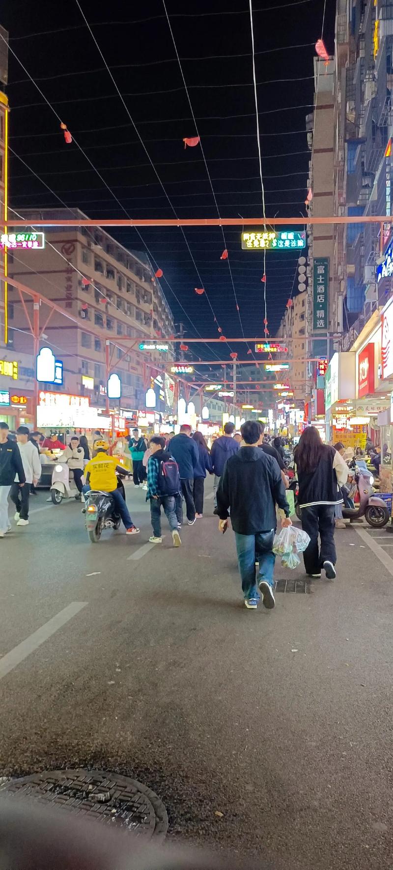 广西南宁贸易新动态点亮西南经济引擎